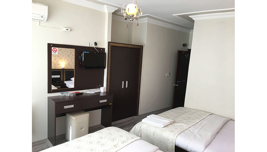 2 Adet Çift Kişilik Yatak