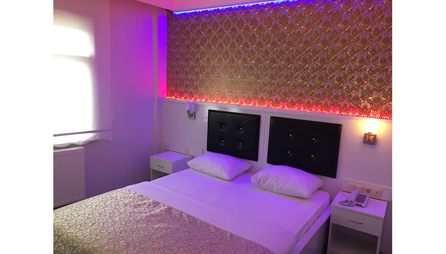 Çift Kişilik Yatak