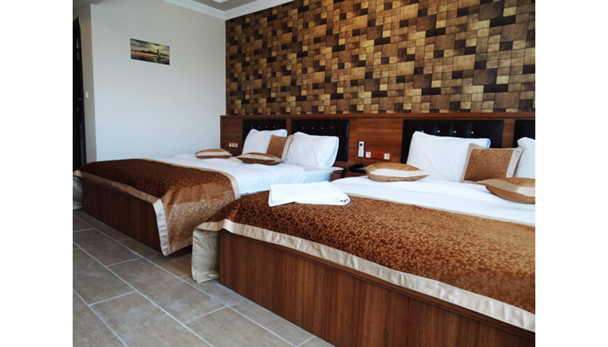 2 Adet Çift Kişilik Yatak